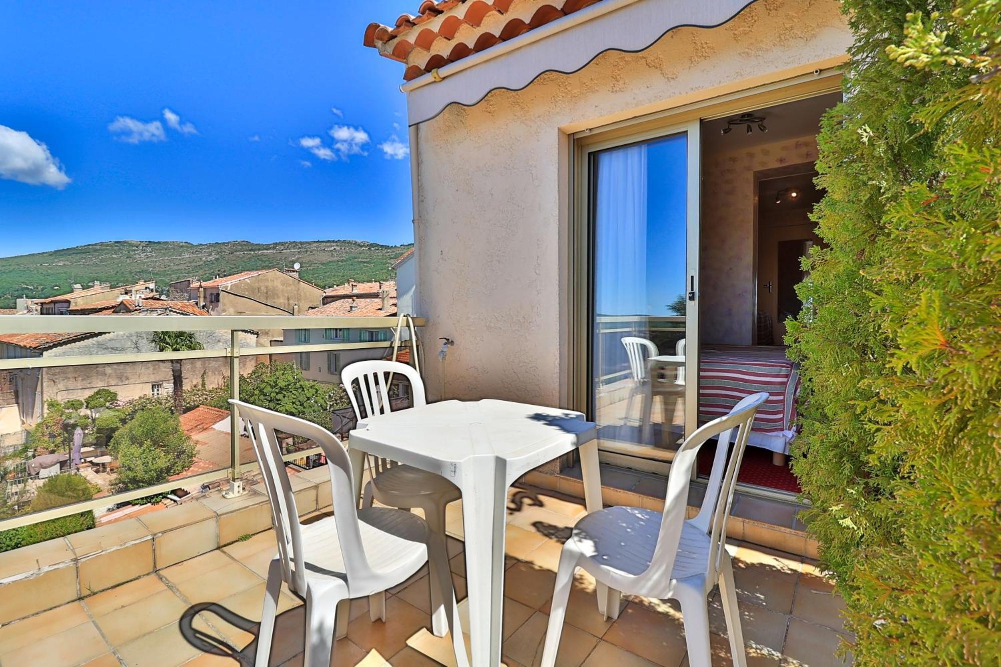 Logis Le Relais Imperial Hotel Saint-Vallier-de-Thiey Kültér fotó