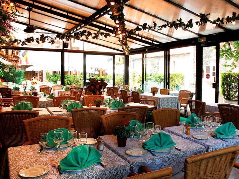 Logis Le Relais Imperial Hotel Saint-Vallier-de-Thiey Kültér fotó